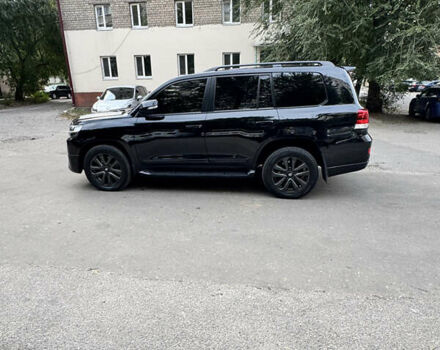 Черный Тойота Ленд Крузер, объемом двигателя 4.46 л и пробегом 177 тыс. км за 52000 $, фото 4 на Automoto.ua