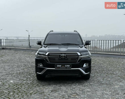 Черный Тойота Ленд Крузер, объемом двигателя 4.46 л и пробегом 101 тыс. км за 55000 $, фото 1 на Automoto.ua