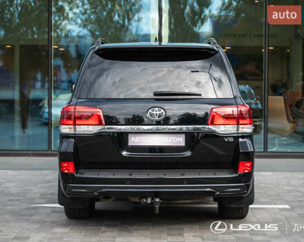 Черный Тойота Ленд Крузер, объемом двигателя 4.46 л и пробегом 222 тыс. км за 44700 $, фото 7 на Automoto.ua