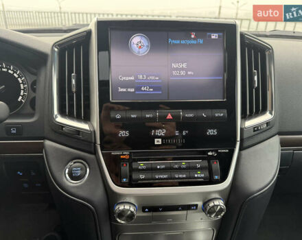 Черный Тойота Ленд Крузер, объемом двигателя 4.46 л и пробегом 101 тыс. км за 55000 $, фото 29 на Automoto.ua