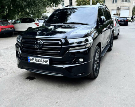 Черный Тойота Ленд Крузер, объемом двигателя 4.46 л и пробегом 177 тыс. км за 52000 $, фото 26 на Automoto.ua
