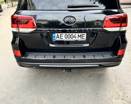 Черный Тойота Ленд Крузер, объемом двигателя 4.46 л и пробегом 177 тыс. км за 52000 $, фото 7 на Automoto.ua