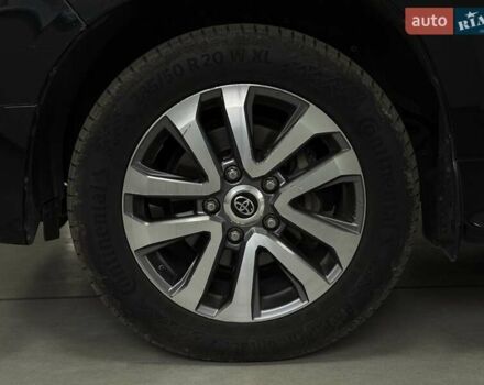 Черный Тойота Ленд Крузер, объемом двигателя 4.46 л и пробегом 185 тыс. км за 51200 $, фото 26 на Automoto.ua