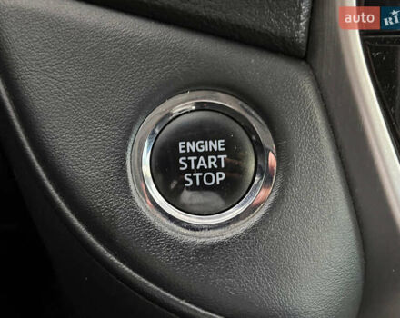 Черный Тойота Ленд Крузер, объемом двигателя 4.46 л и пробегом 184 тыс. км за 49950 $, фото 25 на Automoto.ua