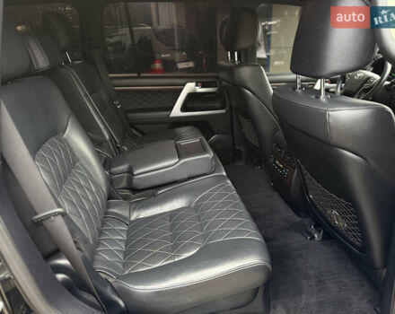 Черный Тойота Ленд Крузер, объемом двигателя 4.46 л и пробегом 200 тыс. км за 50500 $, фото 40 на Automoto.ua