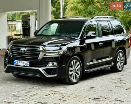 Черный Тойота Ленд Крузер, объемом двигателя 4.46 л и пробегом 118 тыс. км за 55500 $, фото 69 на Automoto.ua