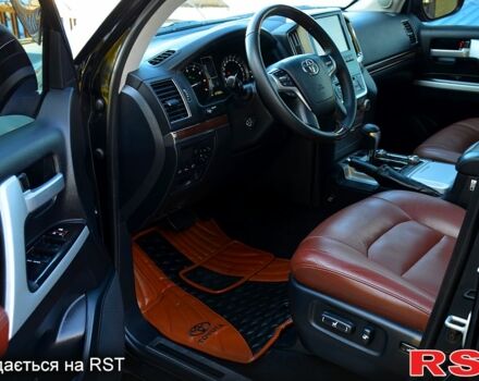 Черный Тойота Ленд Крузер, объемом двигателя 4.6 л и пробегом 137 тыс. км за 57500 $, фото 6 на Automoto.ua