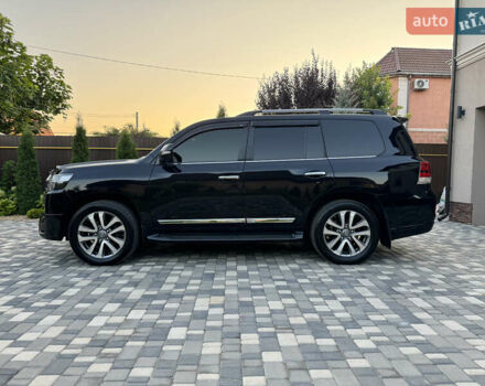 Черный Тойота Ленд Крузер, объемом двигателя 4.46 л и пробегом 181 тыс. км за 51500 $, фото 5 на Automoto.ua