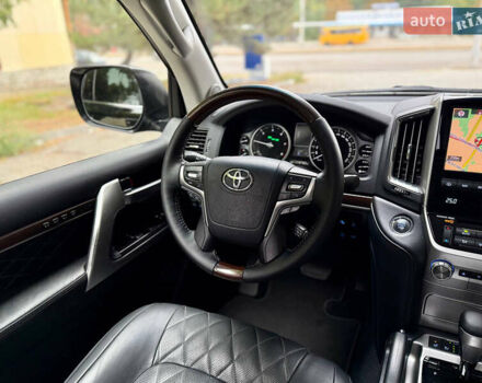 Черный Тойота Ленд Крузер, объемом двигателя 4.46 л и пробегом 118 тыс. км за 55500 $, фото 33 на Automoto.ua