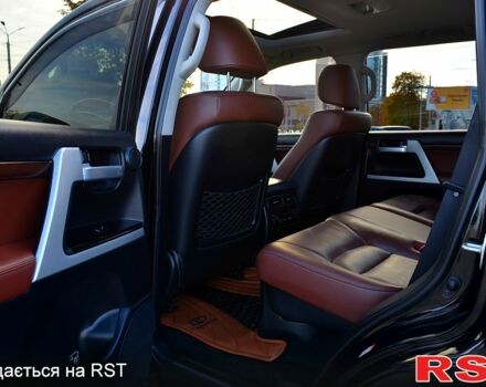 Черный Тойота Ленд Крузер, объемом двигателя 4.6 л и пробегом 137 тыс. км за 57500 $, фото 9 на Automoto.ua