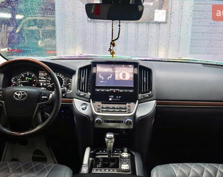 Черный Тойота Ленд Крузер, объемом двигателя 4.46 л и пробегом 149 тыс. км за 52700 $, фото 24 на Automoto.ua