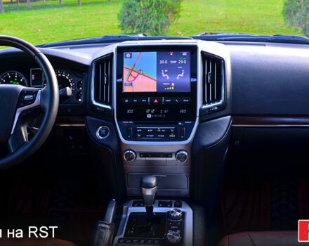 Черный Тойота Ленд Крузер, объемом двигателя 4.6 л и пробегом 137 тыс. км за 57500 $, фото 12 на Automoto.ua