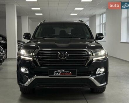 Черный Тойота Ленд Крузер, объемом двигателя 4.46 л и пробегом 185 тыс. км за 51200 $, фото 1 на Automoto.ua