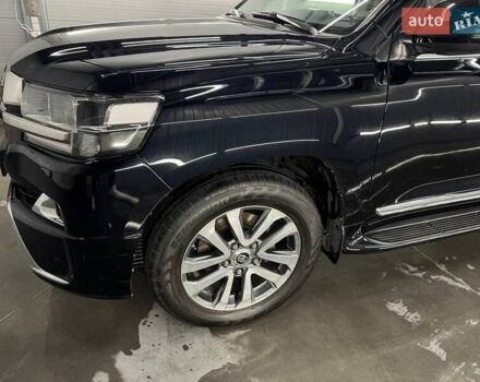 Черный Тойота Ленд Крузер, объемом двигателя 4.46 л и пробегом 208 тыс. км за 50500 $, фото 5 на Automoto.ua