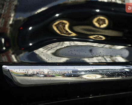 Черный Тойота Ленд Крузер, объемом двигателя 4.46 л и пробегом 149 тыс. км за 52700 $, фото 21 на Automoto.ua