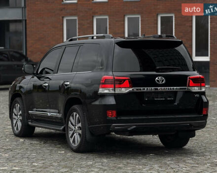 Черный Тойота Ленд Крузер, объемом двигателя 4.46 л и пробегом 132 тыс. км за 54999 $, фото 9 на Automoto.ua