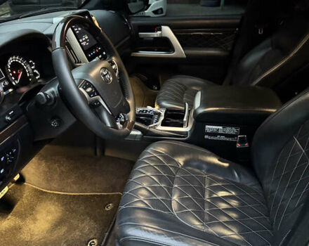 Черный Тойота Ленд Крузер, объемом двигателя 4.46 л и пробегом 177 тыс. км за 52000 $, фото 48 на Automoto.ua