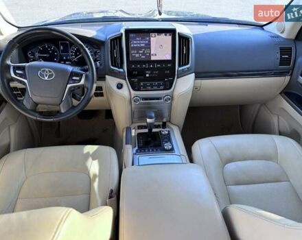 Черный Тойота Ленд Крузер, объемом двигателя 4.5 л и пробегом 350 тыс. км за 47500 $, фото 7 на Automoto.ua