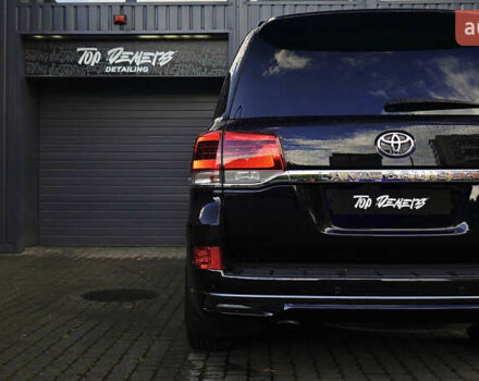 Черный Тойота Ленд Крузер, объемом двигателя 4.46 л и пробегом 149 тыс. км за 52700 $, фото 17 на Automoto.ua