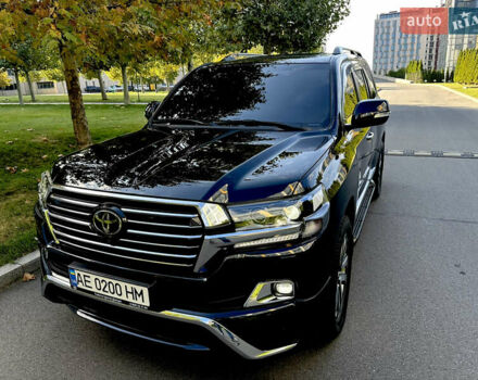 Черный Тойота Ленд Крузер, объемом двигателя 4.46 л и пробегом 320 тыс. км за 45999 $, фото 3 на Automoto.ua