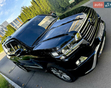 Черный Тойота Ленд Крузер, объемом двигателя 4.46 л и пробегом 320 тыс. км за 45999 $, фото 6 на Automoto.ua