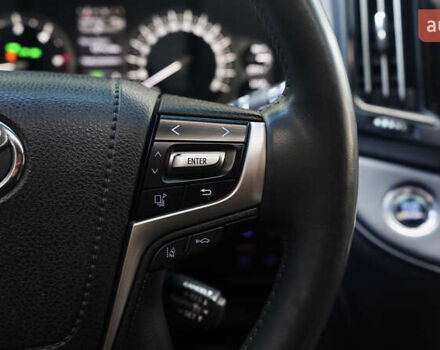 Черный Тойота Ленд Крузер, объемом двигателя 4.46 л и пробегом 149 тыс. км за 52700 $, фото 31 на Automoto.ua