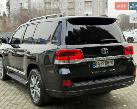 Черный Тойота Ленд Крузер, объемом двигателя 4.46 л и пробегом 200 тыс. км за 50500 $, фото 11 на Automoto.ua