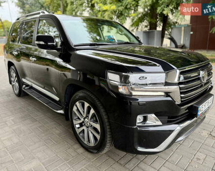 Черный Тойота Ленд Крузер, объемом двигателя 4.46 л и пробегом 118 тыс. км за 55500 $, фото 4 на Automoto.ua