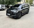 Черный Тойота Ленд Крузер, объемом двигателя 4.46 л и пробегом 177 тыс. км за 52000 $, фото 3 на Automoto.ua