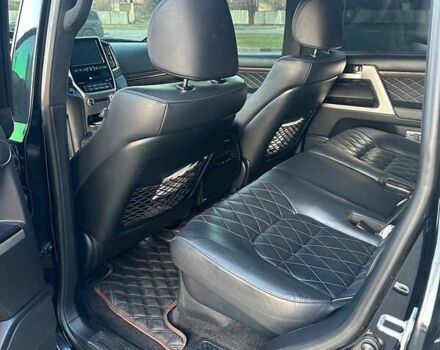 Черный Тойота Ленд Крузер, объемом двигателя 4.5 л и пробегом 186 тыс. км за 46000 $, фото 6 на Automoto.ua