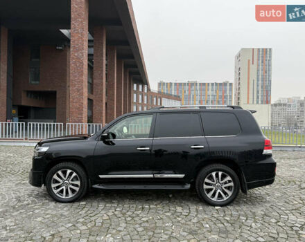 Черный Тойота Ленд Крузер, объемом двигателя 4.46 л и пробегом 101 тыс. км за 55000 $, фото 3 на Automoto.ua