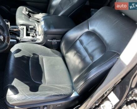 Черный Тойота Ленд Крузер, объемом двигателя 4.46 л и пробегом 133 тыс. км за 47000 $, фото 16 на Automoto.ua