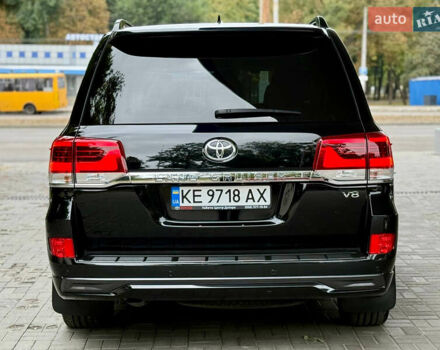 Черный Тойота Ленд Крузер, объемом двигателя 4.46 л и пробегом 118 тыс. км за 55500 $, фото 67 на Automoto.ua