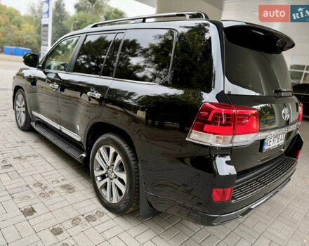 Черный Тойота Ленд Крузер, объемом двигателя 4.46 л и пробегом 118 тыс. км за 55500 $, фото 16 на Automoto.ua