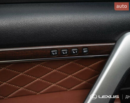 Черный Тойота Ленд Крузер, объемом двигателя 4.46 л и пробегом 222 тыс. км за 44700 $, фото 19 на Automoto.ua