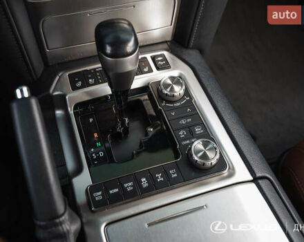 Черный Тойота Ленд Крузер, объемом двигателя 4.46 л и пробегом 222 тыс. км за 44700 $, фото 17 на Automoto.ua