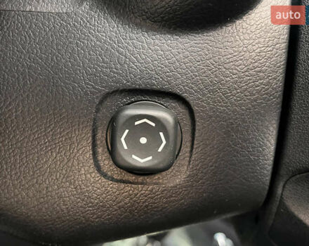 Черный Тойота Ленд Крузер, объемом двигателя 4.46 л и пробегом 184 тыс. км за 49950 $, фото 40 на Automoto.ua