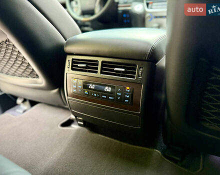 Черный Тойота Ленд Крузер, объемом двигателя 4.46 л и пробегом 118 тыс. км за 55500 $, фото 35 на Automoto.ua