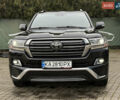 Черный Тойота Ленд Крузер, объемом двигателя 4.46 л и пробегом 200 тыс. км за 50500 $, фото 2 на Automoto.ua