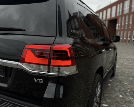 Черный Тойота Ленд Крузер, объемом двигателя 4.46 л и пробегом 132 тыс. км за 54999 $, фото 30 на Automoto.ua