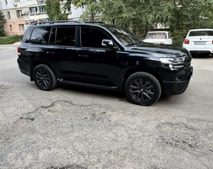 Черный Тойота Ленд Крузер, объемом двигателя 4.46 л и пробегом 177 тыс. км за 52000 $, фото 10 на Automoto.ua