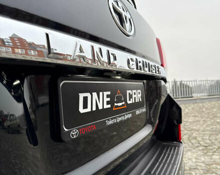 Черный Тойота Ленд Крузер, объемом двигателя 4.46 л и пробегом 101 тыс. км за 55000 $, фото 8 на Automoto.ua