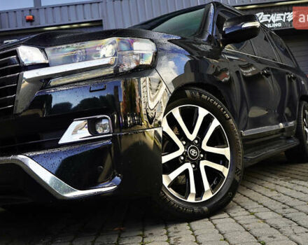 Черный Тойота Ленд Крузер, объемом двигателя 4.46 л и пробегом 149 тыс. км за 52700 $, фото 10 на Automoto.ua