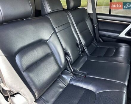 Черный Тойота Ленд Крузер, объемом двигателя 4.46 л и пробегом 133 тыс. км за 47000 $, фото 8 на Automoto.ua