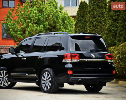 Черный Тойота Ленд Крузер, объемом двигателя 4.61 л и пробегом 132 тыс. км за 57000 $, фото 1 на Automoto.ua