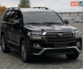 Черный Тойота Ленд Крузер, объемом двигателя 4.46 л и пробегом 132 тыс. км за 54999 $, фото 3 на Automoto.ua
