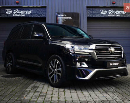 Черный Тойота Ленд Крузер, объемом двигателя 4.46 л и пробегом 149 тыс. км за 52700 $, фото 1 на Automoto.ua