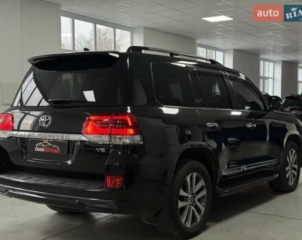 Черный Тойота Ленд Крузер, объемом двигателя 4.46 л и пробегом 185 тыс. км за 51200 $, фото 3 на Automoto.ua