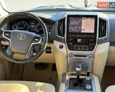 Черный Тойота Ленд Крузер, объемом двигателя 4.5 л и пробегом 350 тыс. км за 47500 $, фото 4 на Automoto.ua