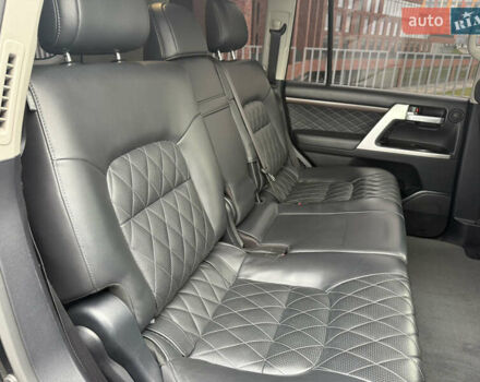 Черный Тойота Ленд Крузер, объемом двигателя 4.46 л и пробегом 101 тыс. км за 55000 $, фото 40 на Automoto.ua